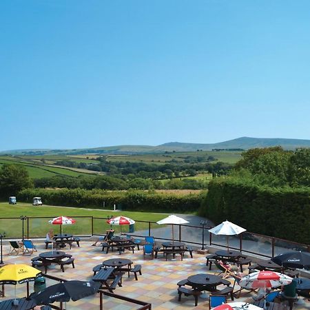 Ashbury Golf Hotel Exterior photo